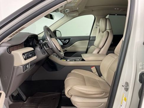 Used 2020 Lincoln Aviator Reserve w/ Equipment Group 201A RWD image 18