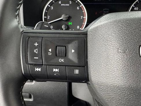 Certified 2025 Nissan Rogue SV AWD/4WD image 22