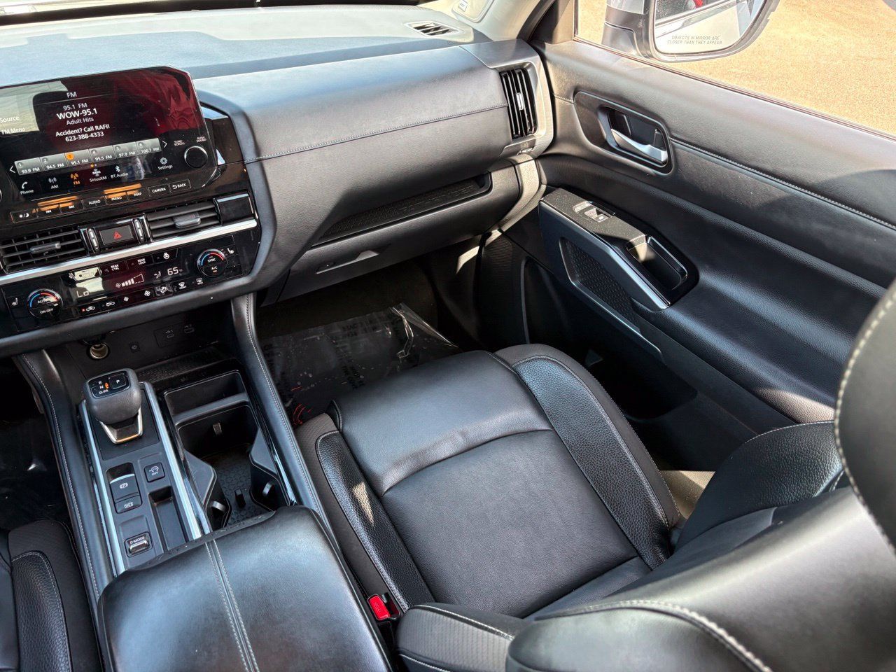 Certified 2022 Nissan Pathfinder SL w/ SL Premium Package FWD image 15