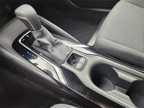 Used 2021 Toyota Corolla SE image 17