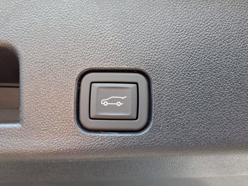 New 2025 GMC Acadia Elevation w/ LPO, Floor Liner Package image 10