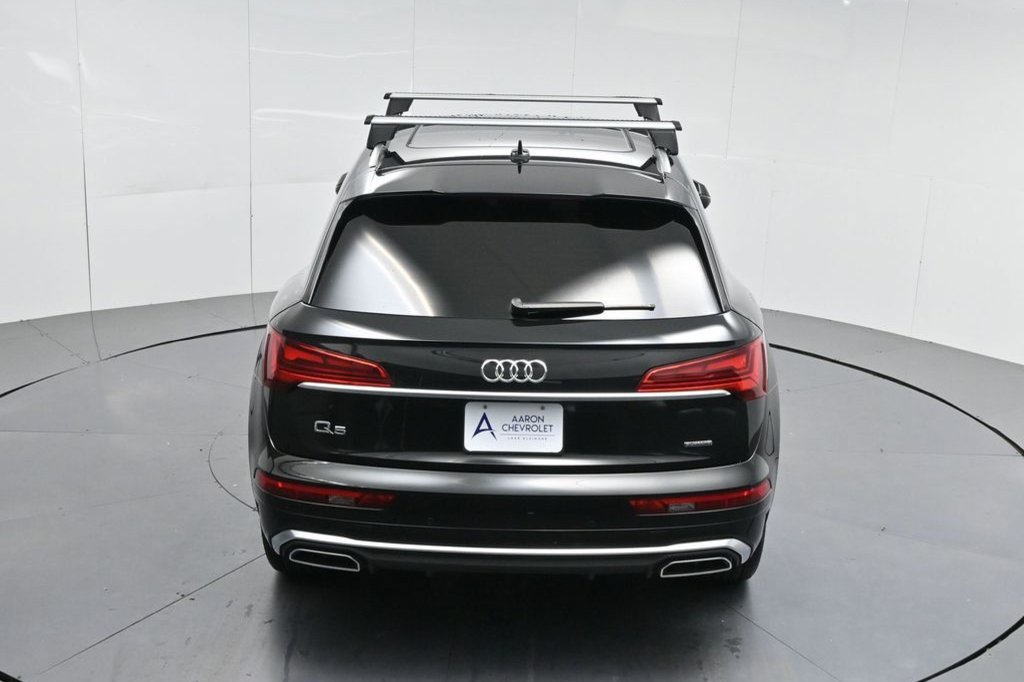 Used 2024 Audi Q5 2.0T Premium w/ Convenience Package AWD/4WD image 11