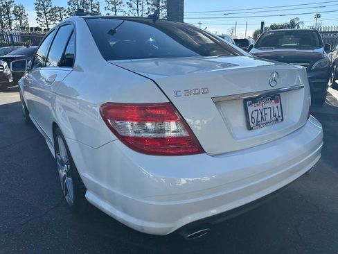 Used 2011 Mercedes-Benz C 300 Sedan image 20