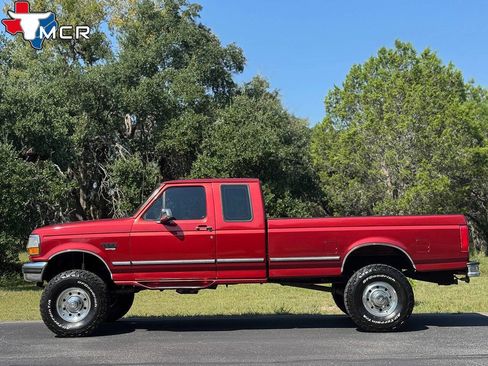 Used 1997 Ford F250 XLT image 4