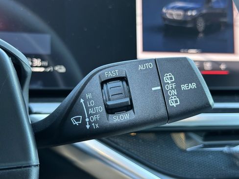 New 2026 BMW X5 xDrive50e w/ M Sport Package image 31