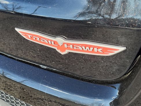 New 2026 Jeep Compass Trailhawk w/ Sun, Sound & Navigation Group image 30