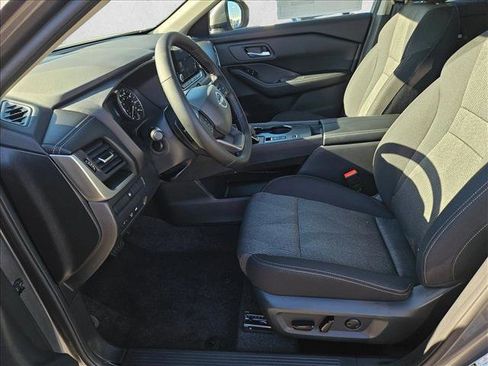 New 2026 Nissan Rogue SV image 4