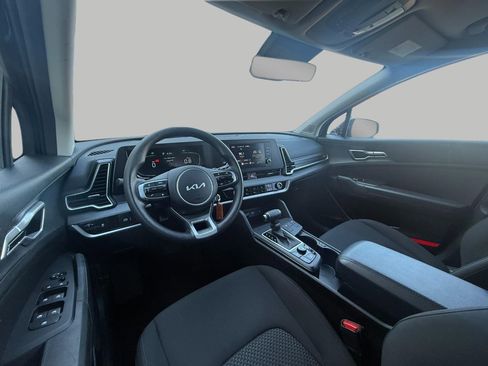 Used 2025 Kia Sportage LX image 25