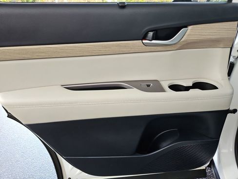 Used 2021 Hyundai Palisade SEL w/ Premium Package image 32