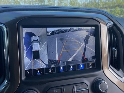 Used 2022 Chevrolet Silverado 2500 High Country image 16