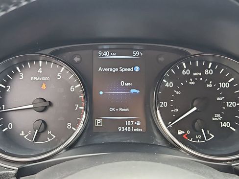 Used 2017 Nissan Rogue SL image 33