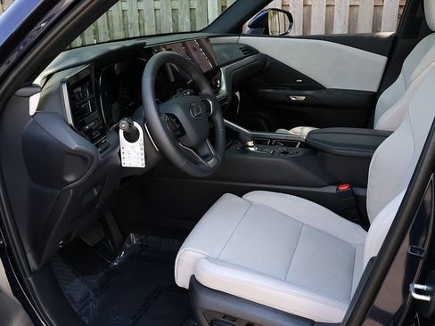 New 2026 Lexus TX 350 AWD image 12