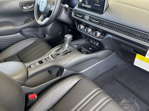 New 2026 Honda HR-V EX-L image 17