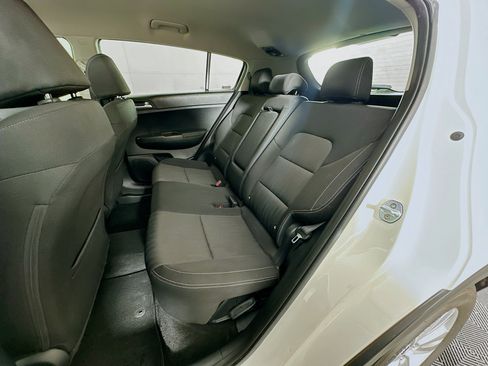 Used 2019 Kia Sportage LX FWD image 25