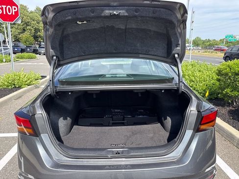 Certified 2025 Nissan Altima 2.5 SV w/ SV Premium Package FWD image 33
