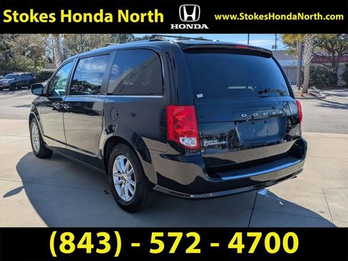 Used 2018 Dodge Grand Caravan SXT image 6