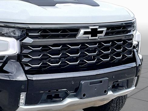 Used 2026 Chevrolet Silverado 1500 ZR2 w/ Dark Appearance Package AWD/4WD image 27