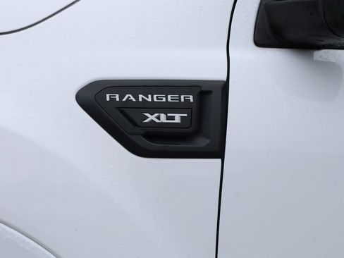 Used 2019 Ford Ranger XLT w/ FX4 Off-Road Package image 12