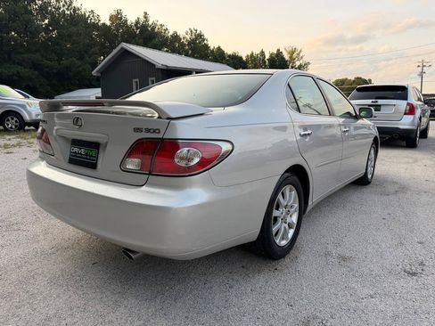 Used 2003 Lexus ES 330 FWD image 5