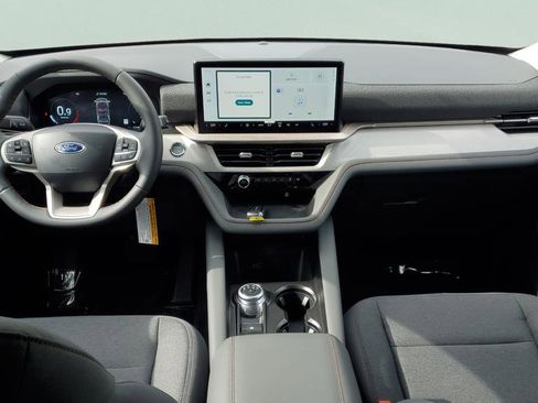 New 2026 Ford Explorer Active image 20