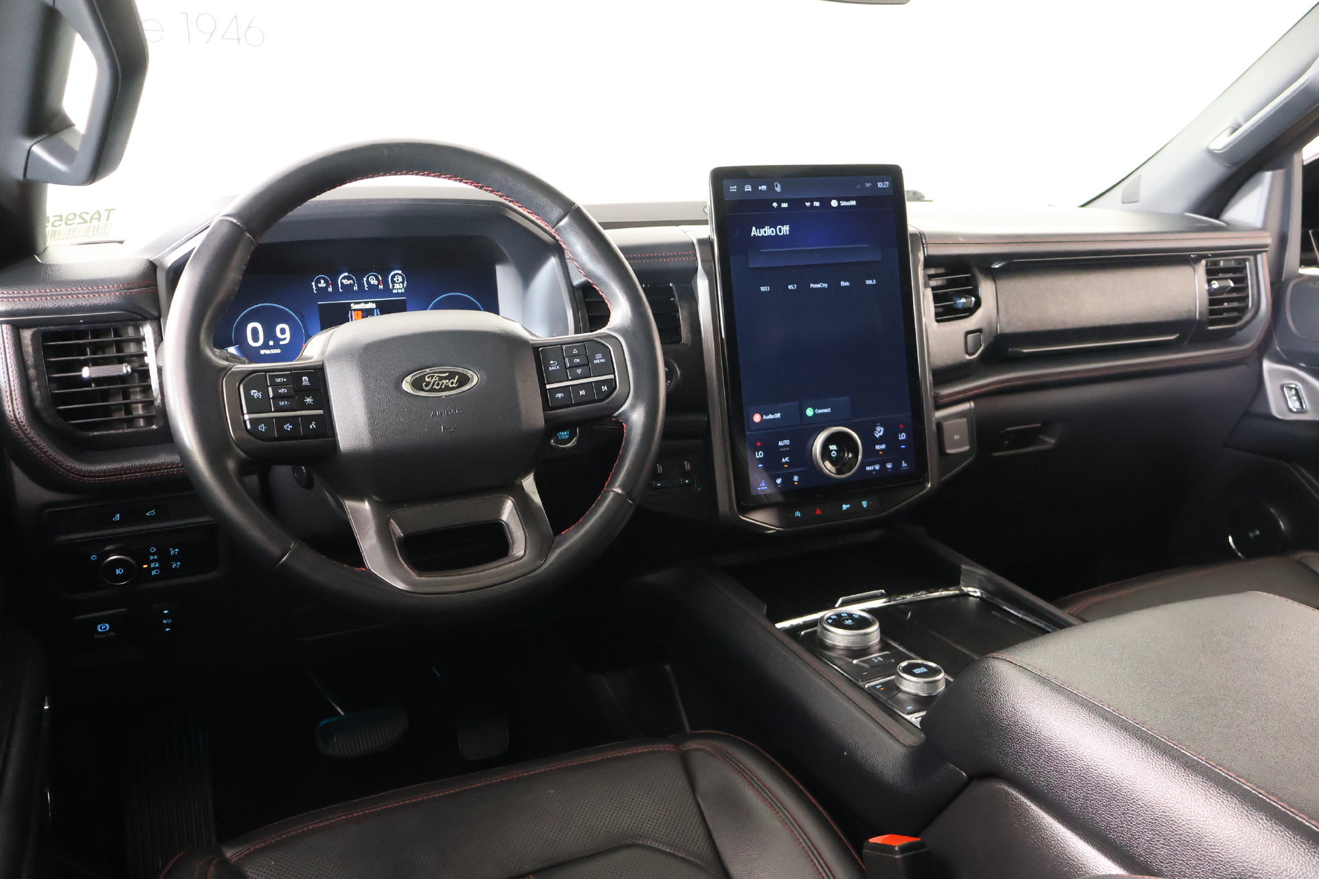 Used 2024 Ford Expedition Max Limited AWD/4WD image 2