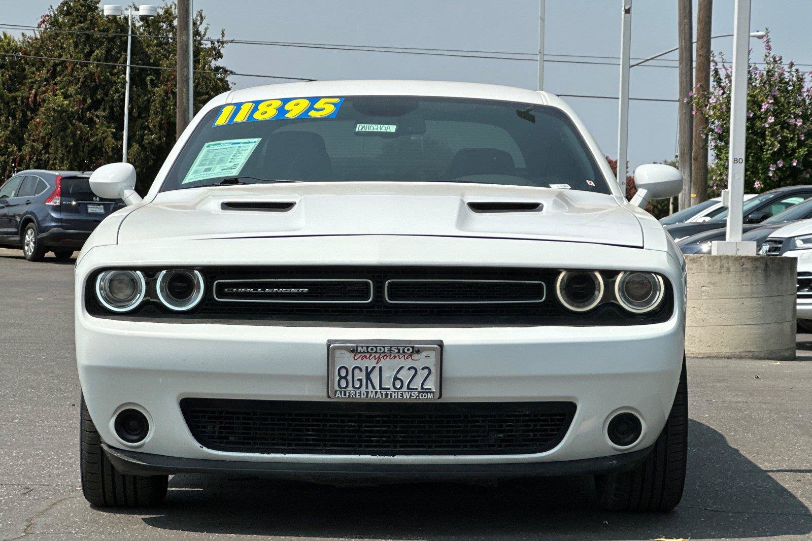 Used 2018 Dodge Challenger SXT RWD image 8