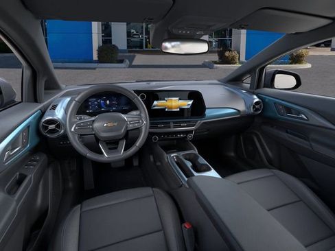 New 2026 Chevrolet Equinox EV LT image 15