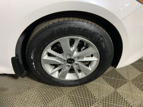 Used 2016 Kia Optima LX FWD image 15
