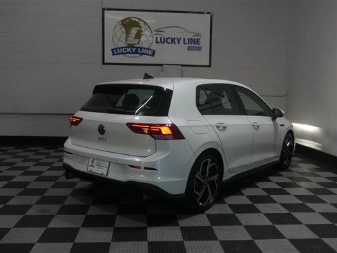 Used 2024 Volkswagen GTI SE FWD image 10