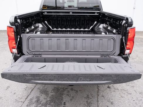 New 2025 Chevrolet Colorado Z71 w/ Z71 Convenience Package 2 image 29