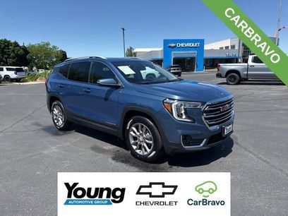 Used 2024 GMC Terrain SLT