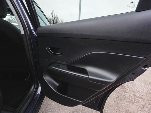 Used 2025 Hyundai Kona SEL image 13