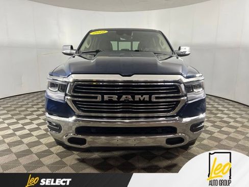 Used 2019 RAM 1500 Laramie AWD/4WD image 2