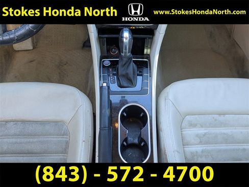 Used 2014 Volkswagen Passat TDI SEL Premium image 18