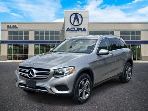 Used 2019 Mercedes-Benz GLC 300 4MATIC image 1