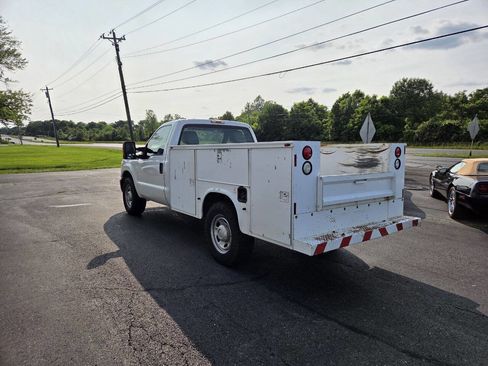 Used 2012 Ford F350 XL w/ PWR Equipment Group image 5