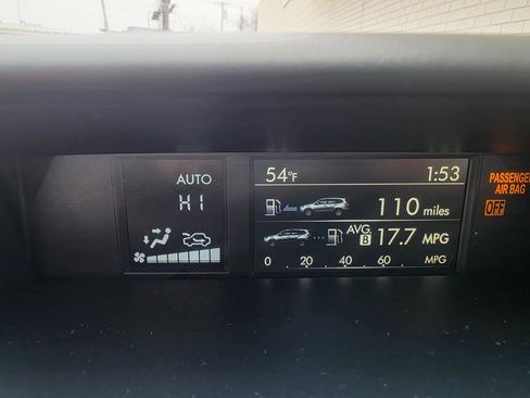 Used 2017 Subaru Forester 2.5i Premium image 27