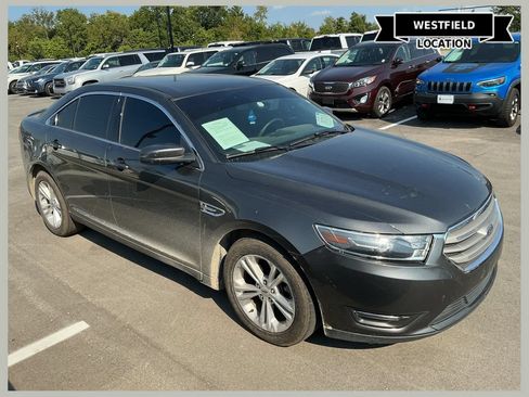 Used 2017 Ford Taurus SEL FWD image 1