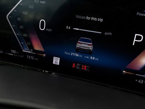 Used 2026 BMW X7 xDrive40i image 18