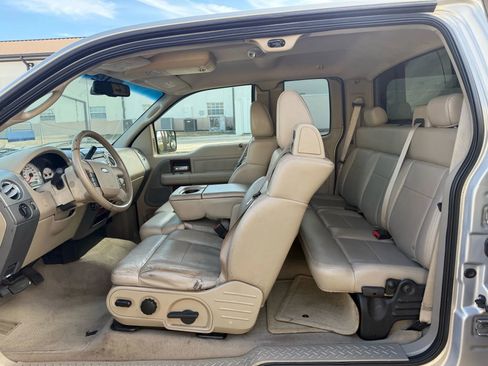 Used 2006 Ford F150 XLT image 10