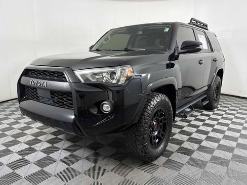 Used 2023 Toyota 4Runner SR5 Premium w/ Moonroof Package image 3