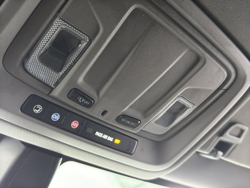 Used 2020 Chevrolet Silverado 1500 LT image 26