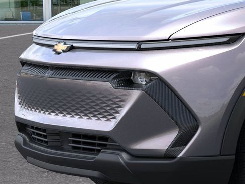 New 2026 Chevrolet Equinox EV LT image 13