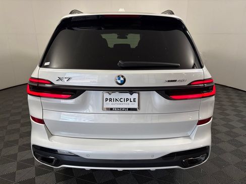 Certified 2026 BMW X7 xDrive40i w/ Executive Package AWD/4WD image 6