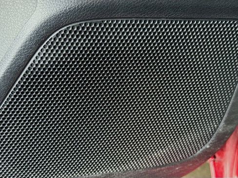 Used 2021 Toyota Tacoma TRD Off-Road image 21