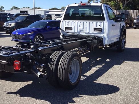 New 2026 Ford F550 4x4 Regular Cab Super Duty image 5