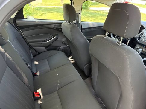 Used 2018 Ford Focus S FWD image 30