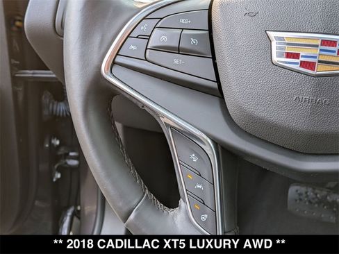Used 2018 Cadillac XT5 Luxury w/ Driver Awareness Package image 9