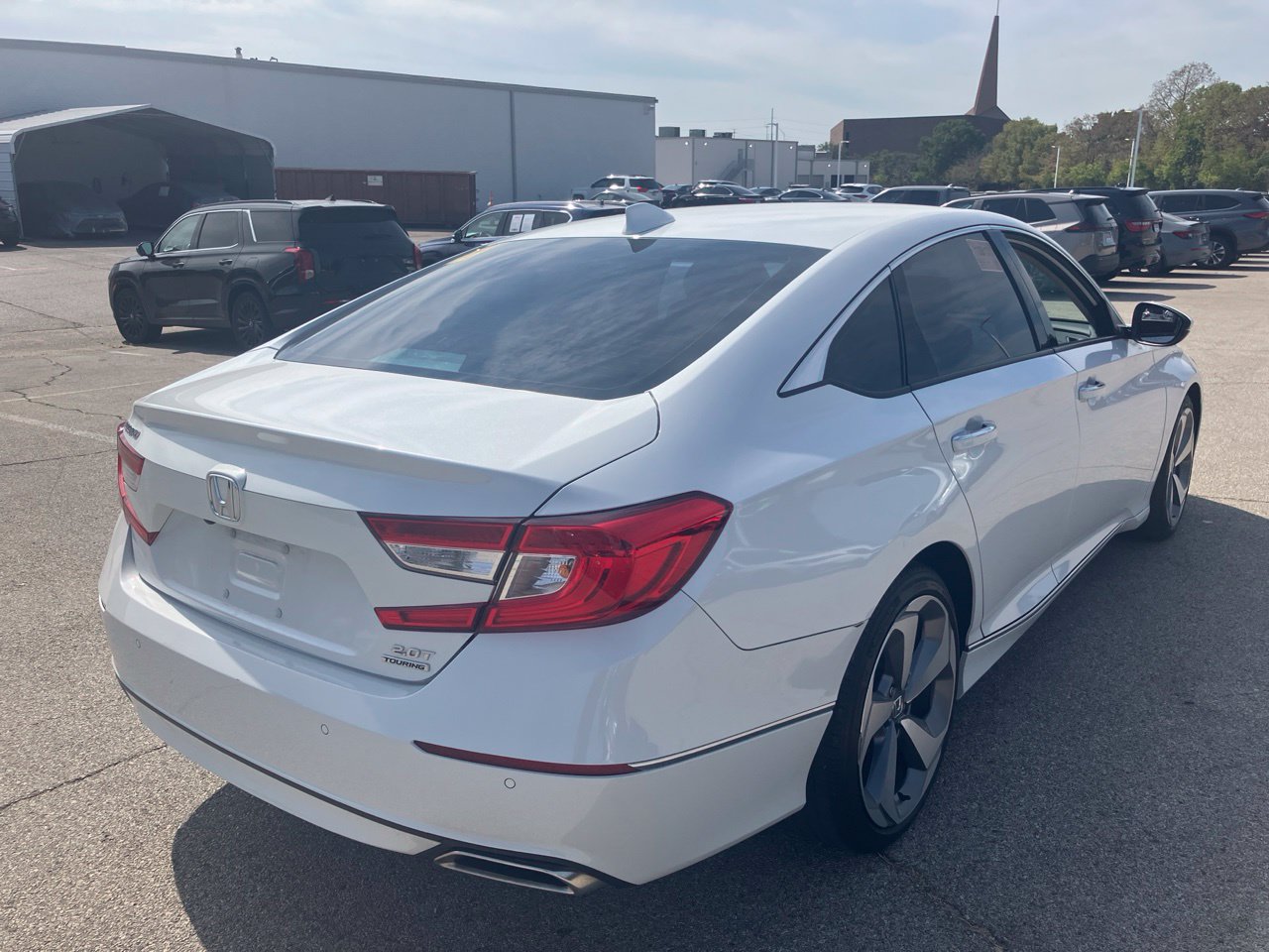 Used 2020 Honda Accord Touring image 4