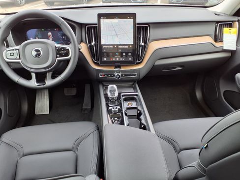 New 2026 Volvo XC60 B5 Plus w/ Protection Package Premier image 11